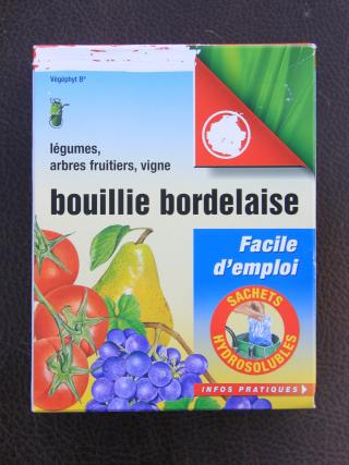 Bouillie bordelaise : traitement pour le jardin toléré en bio
